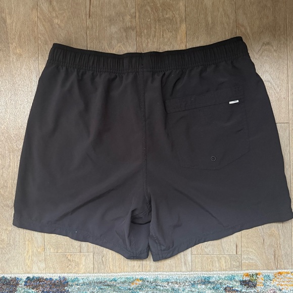 Vuori Kore Short Lined 5" - Picture 9 of 11